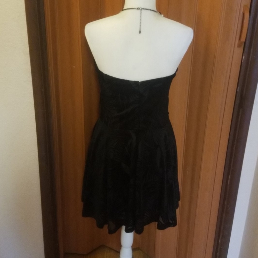 SWOOL SHOULDERLESS BLACK DRESS - Picture 2 of 4